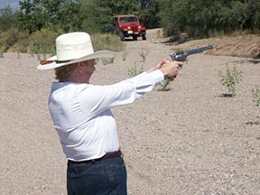 Handgun shooting – Arizona style!