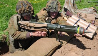 PIAT vs Panzerfaust - RE-ENACTMENT