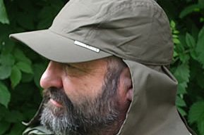 White Rock Visor, Desert Cap and Tie with Hydrocool