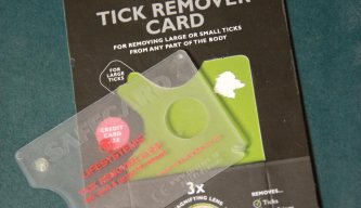 Tick remover card