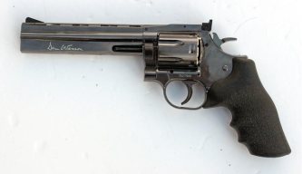 Dan Wesson 715 CO2 revolver