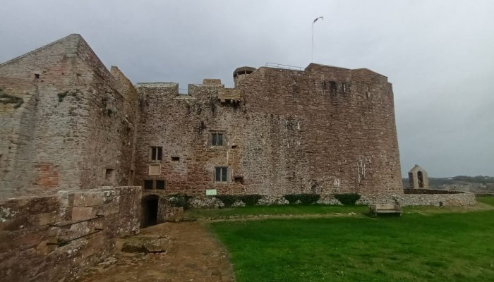 Mont Orgueil Castle - Place of interest. - image {image:count}