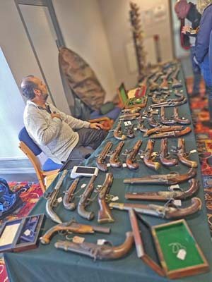 Collecting antique arms - Any old iron? - image {image:count}