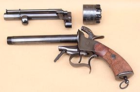 Pietta LeMat Cavalry Model Percussion Revolver - image {image:count}