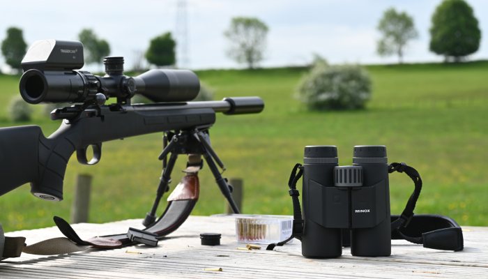 Minox 10x42 X-Range Binoculars - image {image:count}