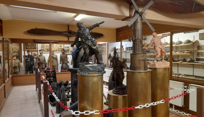 Sanctuary Wood Museum - image {image:count}