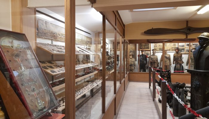 Sanctuary Wood Museum - image {image:count}