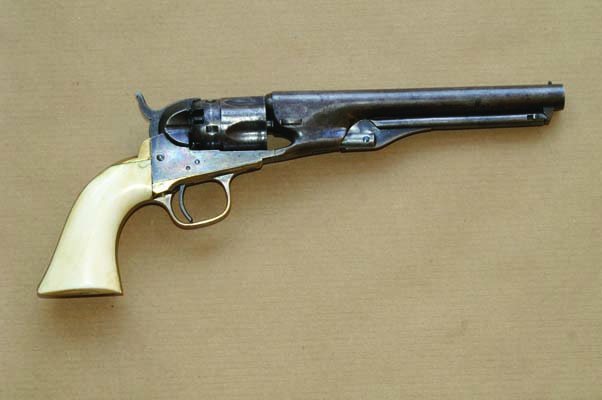 Guns of the old West - image {image:count}