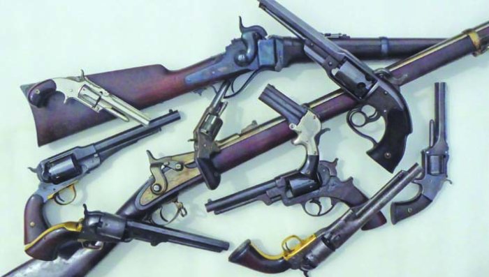 Guns of the old West - image {image:count}