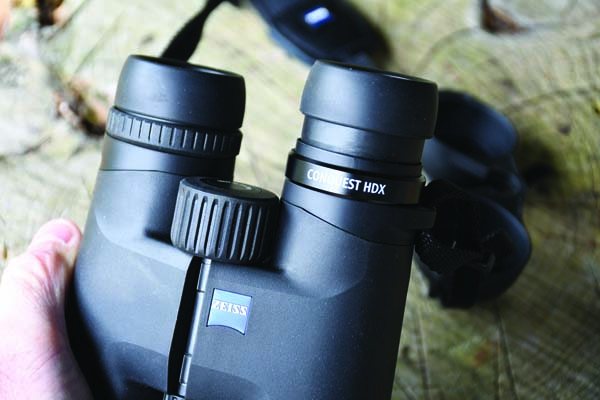 Zeiss Conquest HDX 10x42 binoculars - image {image:count}