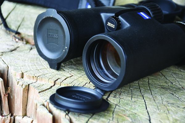 Zeiss Conquest HDX 10x42 binoculars - image {image:count}