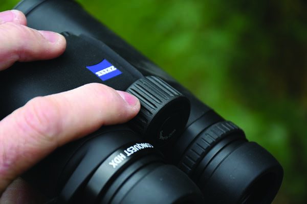 Zeiss Conquest HDX 10x42 binoculars - image {image:count}