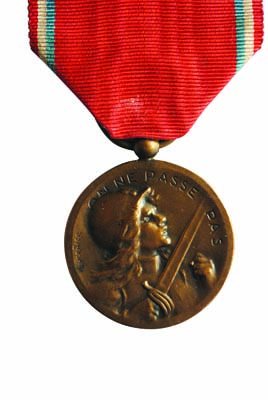 The Verdun Medal 1916 - image {image:count}