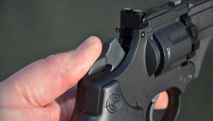 Crosman Vigilante - image {image:count}