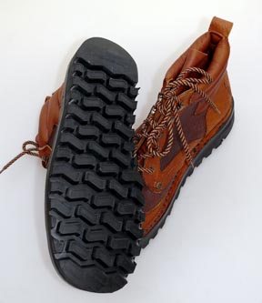 Courteney Selous Boots - image {image:count}