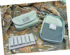 Maxpedition cartridge pouch, organiser and 6 round panel - image {image:count}