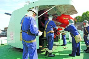 Royal Navy Dockyard - image {image:count}