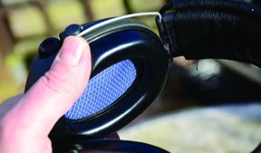 Deben Supreme Pro-X Electronic Ear Defenders - image {image:count}