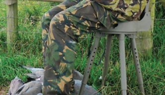 Quake Stag Chair