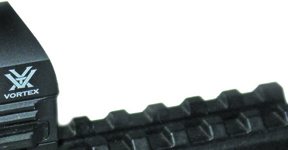 Vortex Razor Red Dot Sight - image {image:count}