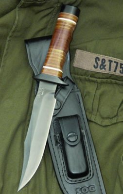 SOG Bowie Knife - image {image:count}