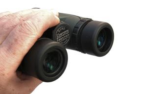 Hawke Frontier&reg; Phase Corrected 8 X 42 Green & 10 X 42 Black Binoculars - image {image:count}