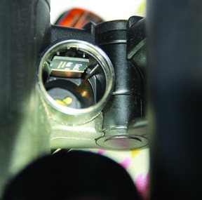 Leica Geovid HD Binoculars - image {image:count}