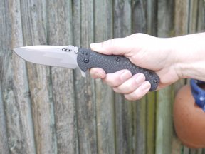 ZT Hinderer Folder - image {image:count}