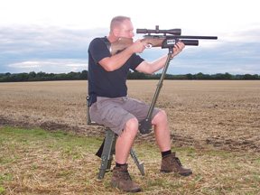 Idleback Chair - image {image:count}