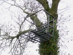 Big Game ‘Partner’ Portable High Seat - image {image:count}