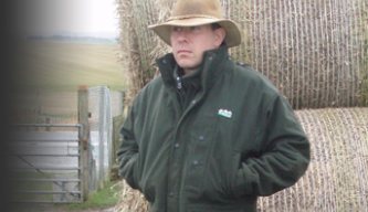 Highland Outdoors Roar Camo Suit