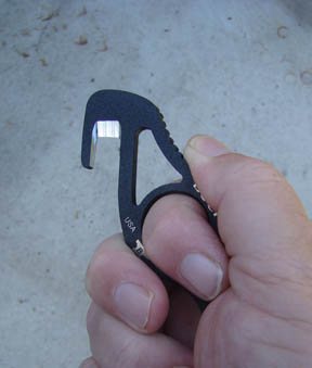 Buck PakLite 140 Skinner and 135 Caper Hunting Knives - image {image:count}