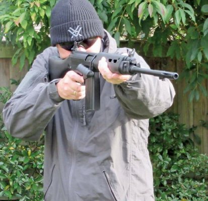 ARES Airsoft L1A1 SLR Rifle - image {image:count}