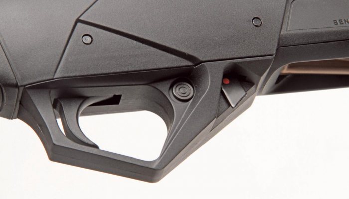 Benelli Super Nova - image {image:count}