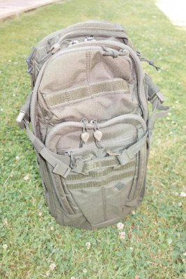 Crosshatch Sling Pack - image {image:count}