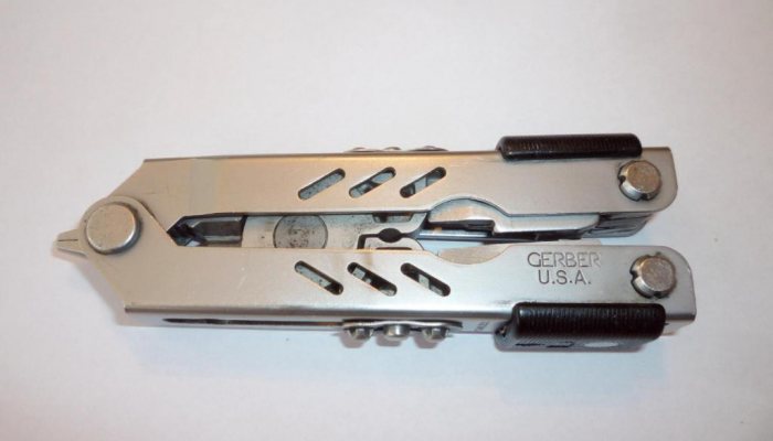 Gerber Compact Sport MP400 Multitool - image {image:count}