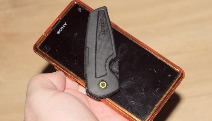 Gerber Tech Skin Pocket Knife - image {image:count}
