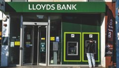 Lloyds Bank freezes shooter’s accounts over rifle payment