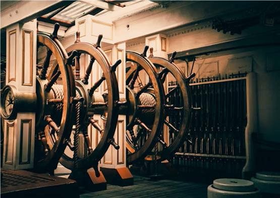 HMS Warrior - image {image:count}