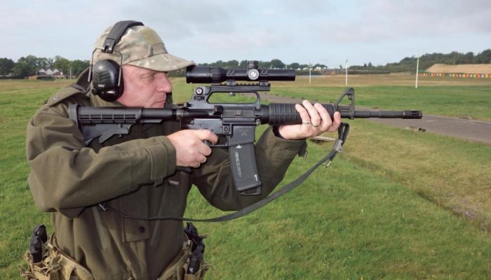 Hawke Frontier 30 1-6x24 Tactical Dot Scope - image {image:count}
