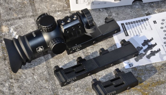 Immersive Optics 10x24 MD - image {image:count}