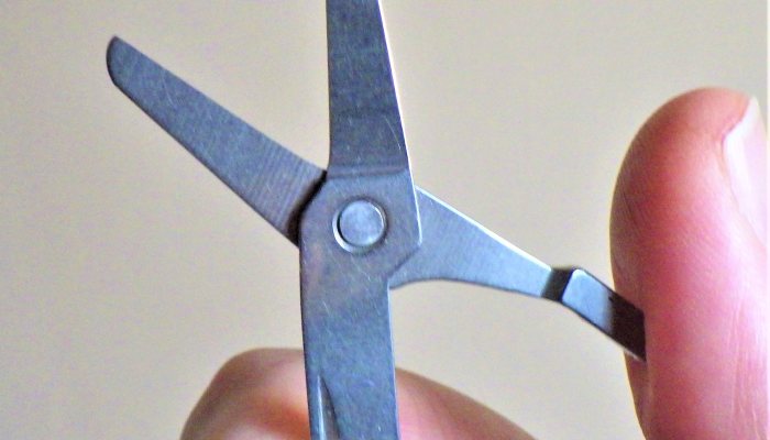 Whitby Kent Multi Purpose Knife - image {image:count}