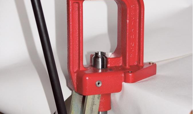 Lee Classic Cast reloading press