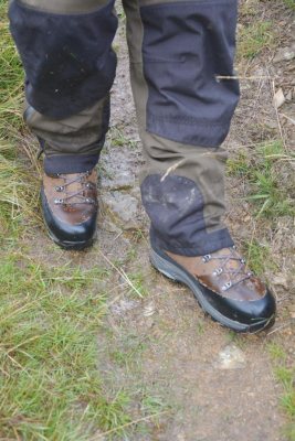 Lowa Hunter GTX Extreme Boots - image {image:count}