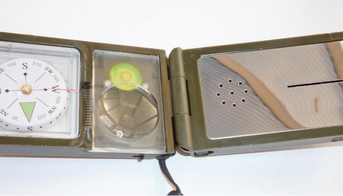Multi-functional Compass - image {image:count}