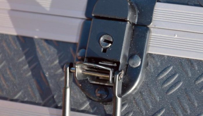 Napier Aluminium Shotgun & Rifle case - image {image:count}