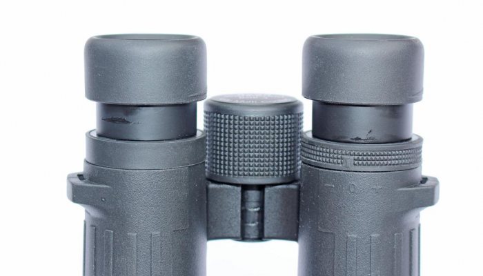Olivion binoculars - image {image:count}