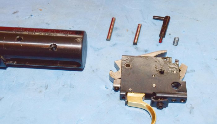 FITTING A NEW AIR RIFLE SPRING - image {image:count}
