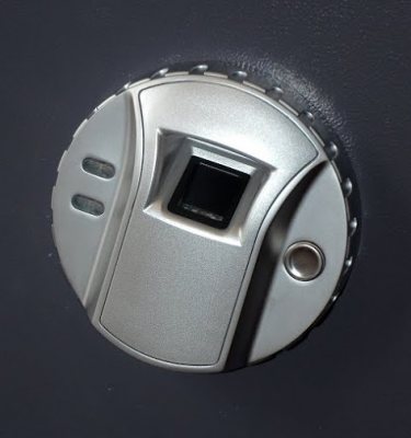 Range Right Biometric Safes - image {image:count}