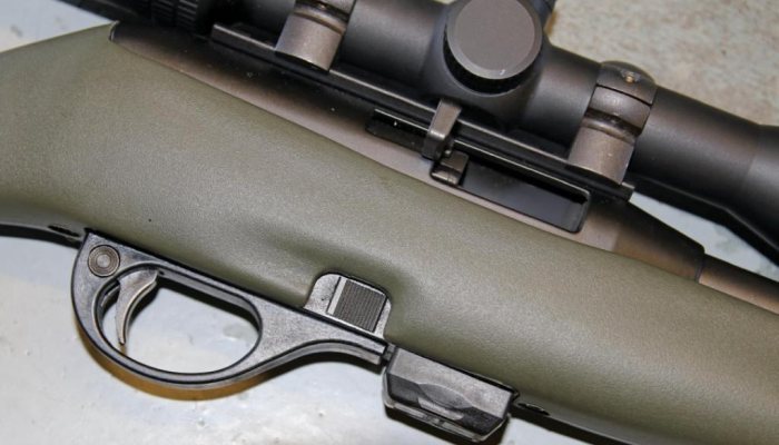 Remington 597 Heavy Barrel Synthetic - image {image:count}